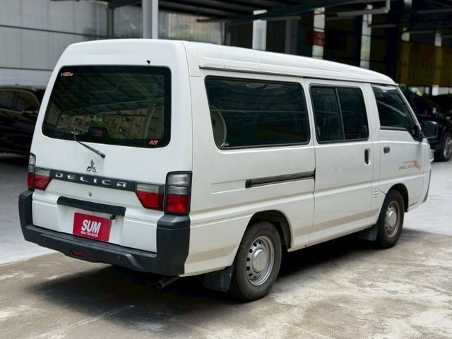 ✅自排✅後座出風口✅定速✅盲點偵測✅8人座  第3張相片