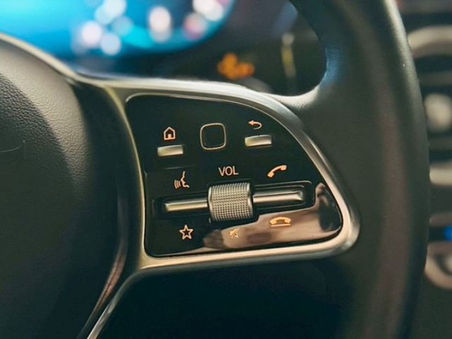 未領牌✅僅跑四萬九✅液晶螢幕儀表✅摸門✅電動天窗✅腳踢尾門✅抬頭顯示✅盲點✅無線充電✅氣氛燈✅記憶座椅✅CarPlay  第8張相片