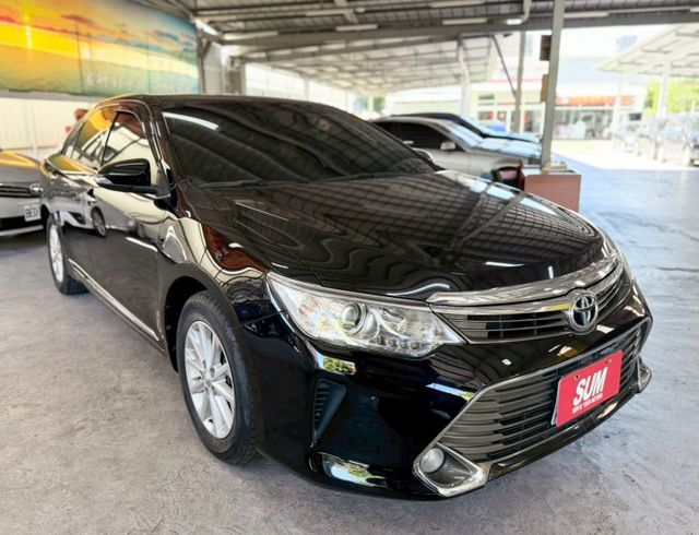 豪華版 ✅I KEY✅定速✅倒車顯影✅衛星導航✅數位電視✅雙區恆溫✅抬頭顯示✅駕駛邊電動座椅/腰靠✅方向盤快控鍵  第2張相片