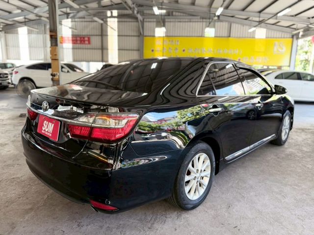豪華版 ✅I KEY✅定速✅倒車顯影✅衛星導航✅數位電視✅雙區恆溫✅抬頭顯示✅駕駛邊電動座椅/腰靠✅方向盤快控鍵  第3張相片