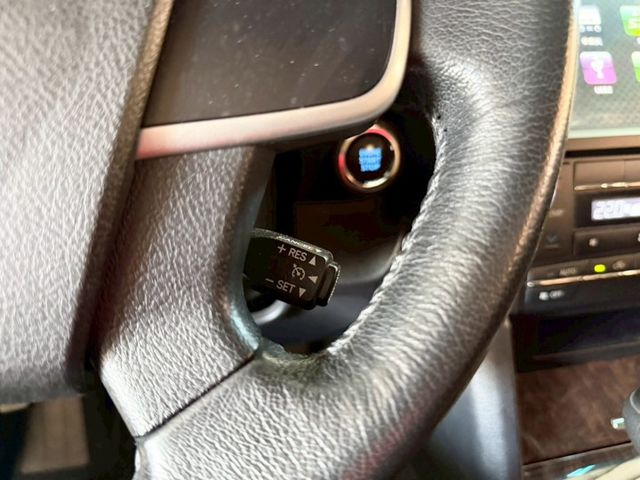 豪華版 ✅I KEY✅定速✅倒車顯影✅衛星導航✅數位電視✅雙區恆溫✅抬頭顯示✅駕駛邊電動座椅/腰靠✅方向盤快控鍵  第7張相片
