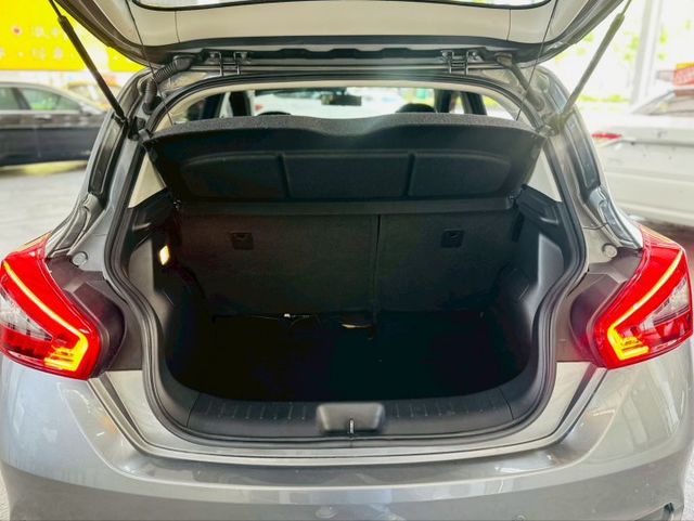 ✅巡跡防滑✅方向盤快控✅胎壓偵測✅倒車雷達  第12張相片