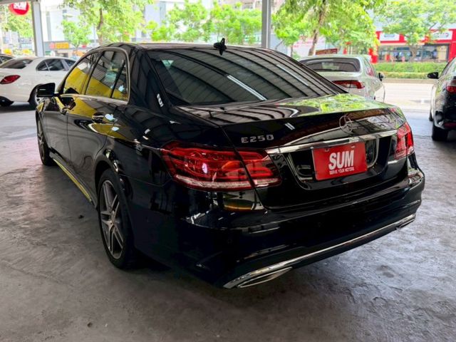 ✅定速✅導航✅倒車顯影✅雙前電動/記憶座椅✅天窗  第4張相片