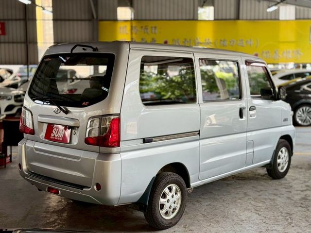 ✅8人座✅定速✅導航✅倒車顯影✅盲點偵測  第3張相片