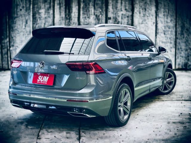 RLINE七人座，第二代數位儀表，IQ DRIVE，現車有夠美，無可挑剃的優質，挑戰全網最低價，年前大出清，不賺你錢  第3張相片