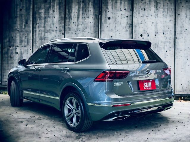RLINE七人座，第二代數位儀表，IQ DRIVE，現車有夠美，無可挑剃的優質，挑戰全網最低價，年前大出清，不賺你錢  第5張相片