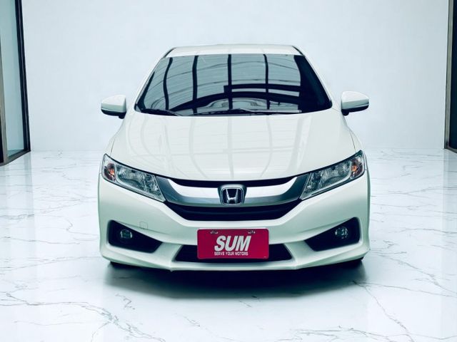 【線上影音賞車請點我】一手優質美車，無可挑惕，無碰撞，認證，里程保證，全網我最便宜，保證買不到的超優價格，敬請把握  第2張相片