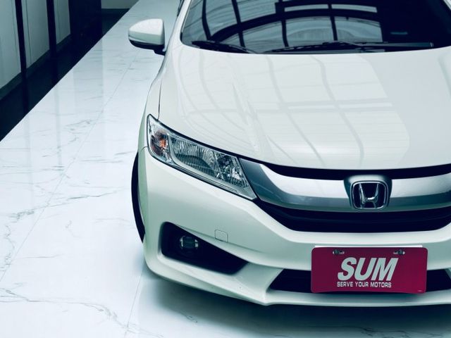 【線上影音賞車請點我】一手優質美車，無可挑惕，無碰撞，認證，里程保證，全網我最便宜，保證買不到的超優價格，敬請把握  第9張相片