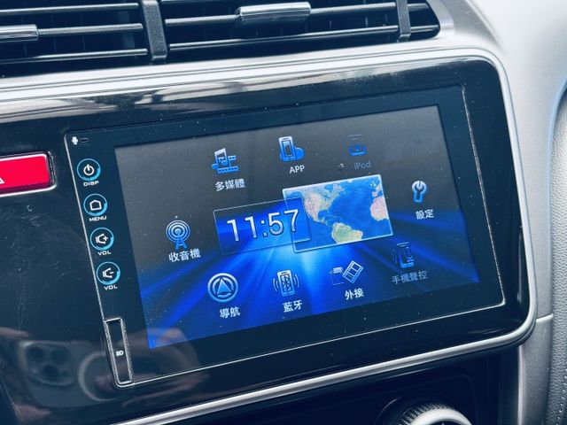 【線上影音賞車請點我】一手優質美車，無可挑惕，無碰撞，認證，里程保證，全網我最便宜，保證買不到的超優價格，敬請把握  第13張相片
