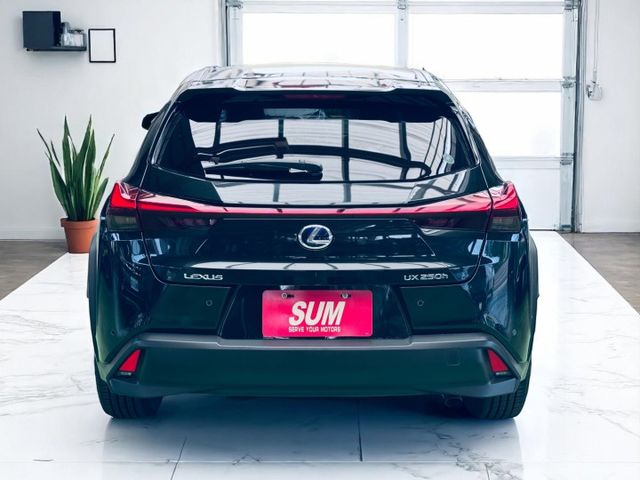 【線上影音賞車請點我】挑戰全網最低價，現車極美無可挑惕，稀有黑色，漂亮便宜大碗，全車原漆原鈑件，認證，里程保證，優質中的  第4張相片