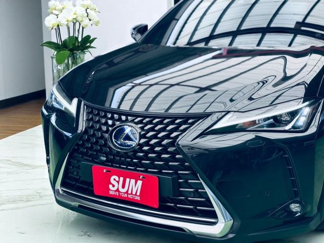 【線上影音賞車請點我】挑戰全網最低價，現車極美無可挑惕，稀有黑色，漂亮便宜大碗，全車原漆原鈑件，認證，里程保證，優質中的  第8張相片