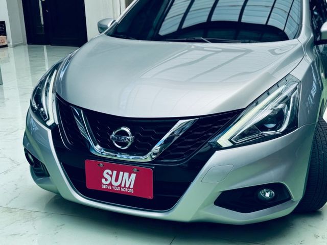 【線上影音賞車請點我】熱門TIIDA，現車極美無得嫌，認證通過，全車原漆原鈑件，一手漂亮車，完整度極高，超便宜不用再比  第9張相片