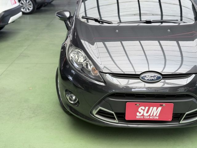 FIESTA 4D SEDAN  第9張相片