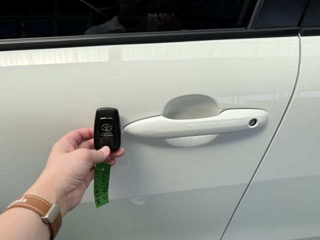 【線上影音賞車請點我】2021Toyota CC超值釋出！！高ＣＰ值代步神車，走過路過千萬不要錯過喔！！  第16張相片