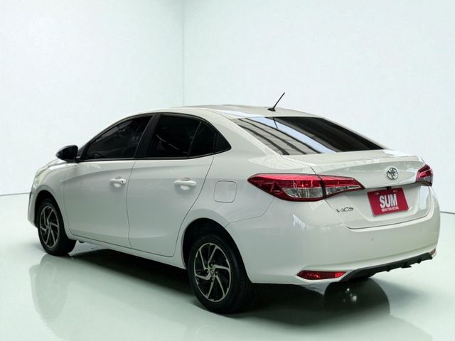 【線上影音賞車請點我】省油代表作Vios，實車在庫，實在美車，閃耀白讓您輕鬆開回家  第3張相片