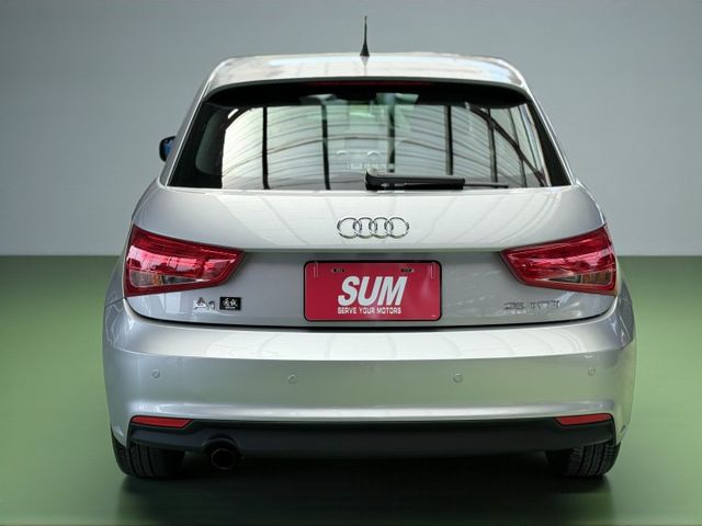 【線上影音賞車請點我】本店老闆娘座駕！全新變速箱，低稅金，超省油，性能絕佳，最佳低調奢華代表，YARIS的價格  第4張相片