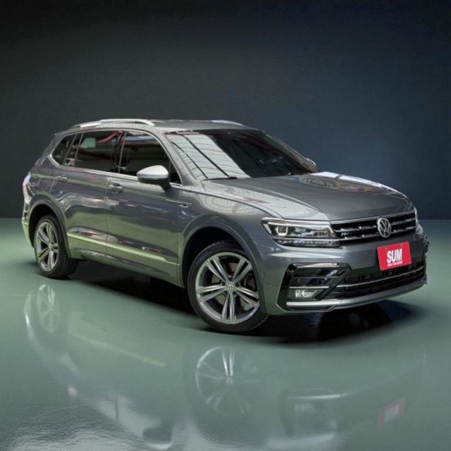 【線上影音賞車請點我】20Tiguan超稀有七人座，本店闆娘欽用車，絕對美車一部，超優惠釋出，試車即愛上，熱線上市中  第6張相片