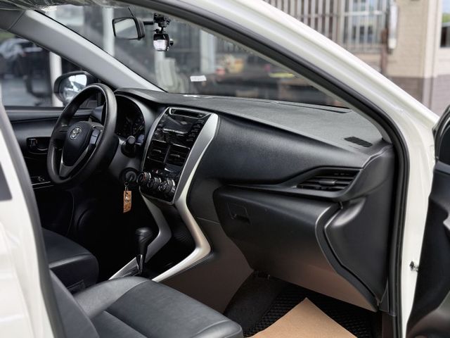 【線上影音賞車請點我】新手駕駛第一首選，超強代步車，車價便宜到老闆心慌慌，實車在庫，錯過真的可惜  第19張相片