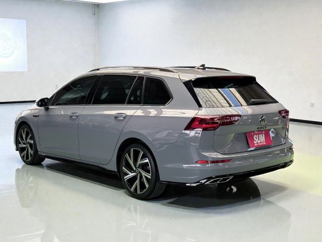 【線上影音賞車請點我】超稀有GV，Ｒ-Line版，絕美水泥灰，超級美車，只售你一般Golf的價格，你一定要擁有！  第3張相片