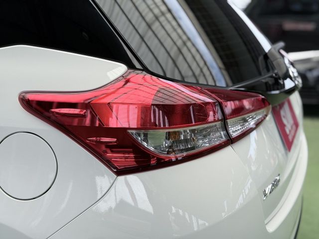 【線上影音賞車請點我】小巧好停車，省油顧錢包，代步神車在這裡～～手速下訂，要買要快喔！！  第8張相片