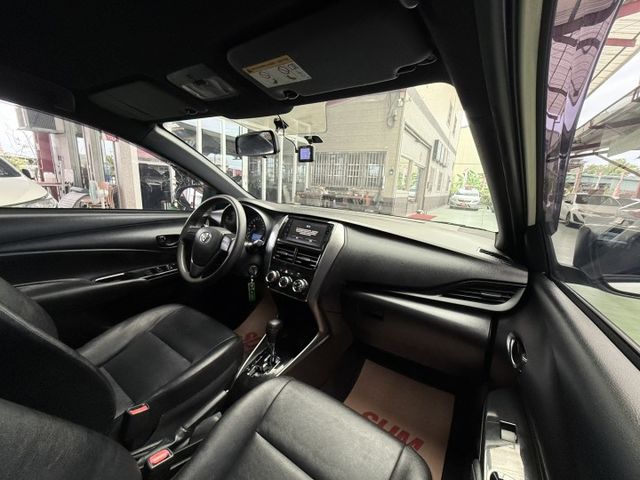 【線上影音賞車請點我】小巧好停車，省油顧錢包，代步神車在這裡～～手速下訂，要買要快喔！！  第14張相片