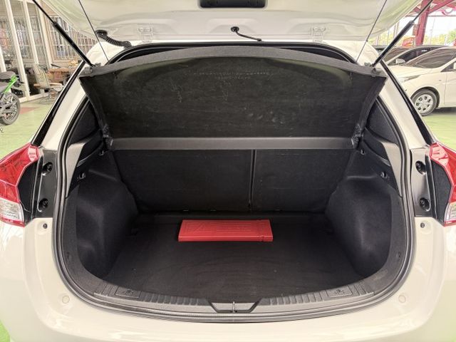 【線上影音賞車請點我】小巧好停車，省油顧錢包，代步神車在這裡～～手速下訂，要買要快喔！！  第20張相片