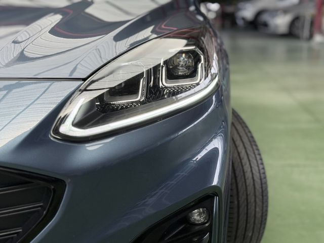 【線上影音賞車請點我】ST-Line X 頂級Kuga超值大滿配，稀有極光藍，甜甜價上市中，全網我最便宜，錯過不再  第7張相片