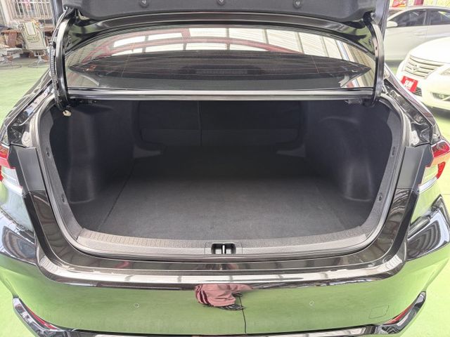 【線上影音賞車請點我】保值又省油，好開又好養，黑色質感大升級，價格超優惠，真的不要錯過喔！  第19張相片