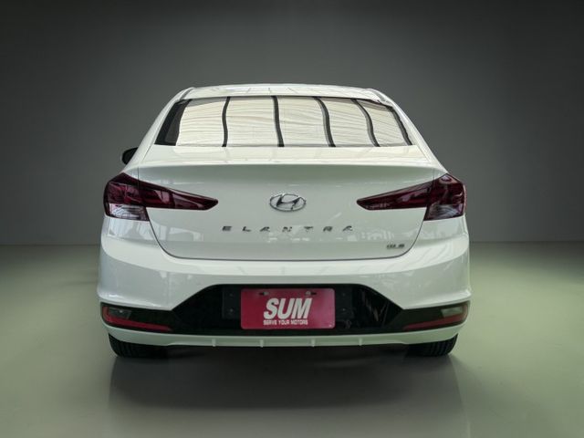 【線上影音賞車請點我】百萬等級外型，好開好養空間大，帥氣＋實用一次到位，用甜甜價就能擁有他，錯過真的會後悔！！  第4張相片