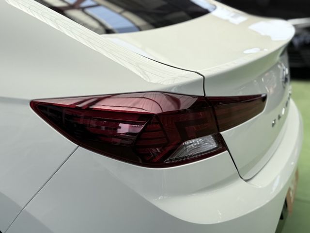 【線上影音賞車請點我】百萬等級外型，好開好養空間大，帥氣＋實用一次到位，用甜甜價就能擁有他，錯過真的會後悔！！  第8張相片