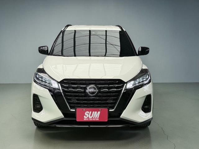 【線上影音賞車請點我】KICKS旗艦環景版，甜甜價買到類新車，僅跑一萬，原廠保固中，超值划算，熱騰騰上市中！！  第2張相片