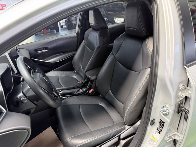 【線上影音賞車請點我】12代ALTIS，ACC、車道維持系統、多媒體大螢幕，應有盡有，甜甜價就能擁有他，實車在庫優惠中！  第16張相片