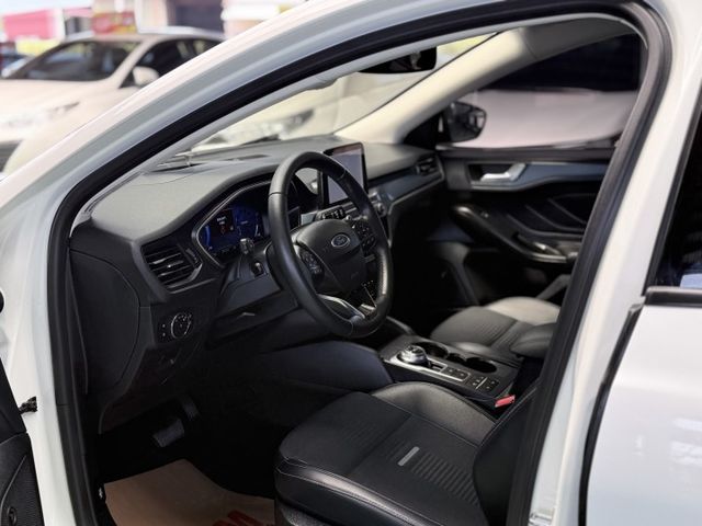 【線上影音賞車請點我】ACT X版，頂級大滿配，原廠保固中，美車一部，俗俗賣，要買要快唷！  第9張相片