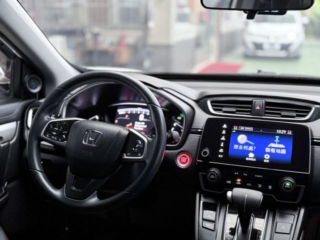 【線上影音賞車請點我】絕美5.5代CR-V，VTIS 版本，好康甜甜價，現車超美無可挑惕，全原漆原鈑件，里程保證，內外美  第11張相片