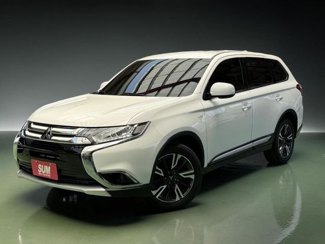 【線上影音賞車請點我】超爆小改款特仕版，配備滿滿，經濟又實惠，千萬不要錯過這台！！  第1張相片