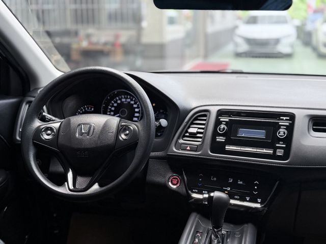 【線上影音賞車請點我】買到賺到等級，小改款VTi-S版，實用與時尚並存代表，價格甜入你心坎，真的不要錯過喔！！  第15張相片