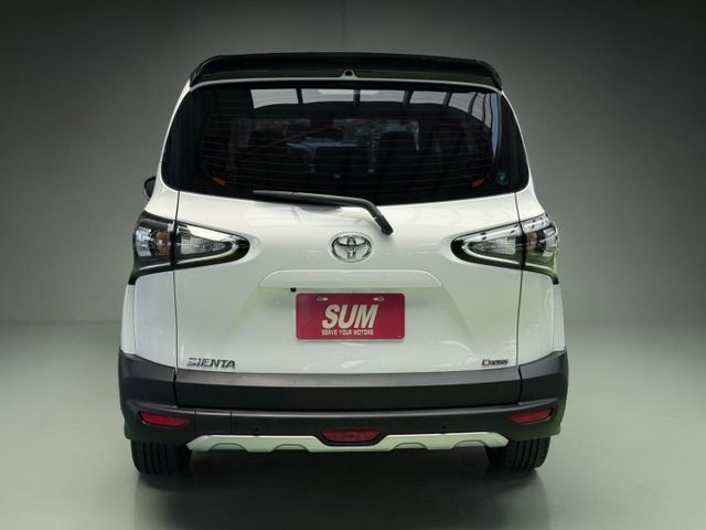 【線上影音賞車請點我】SIENTA CROSS七人座市場超稀有款，只賣你一般款價格，先搶先擁有，絕美車一部，等你牽回家！  第4張相片