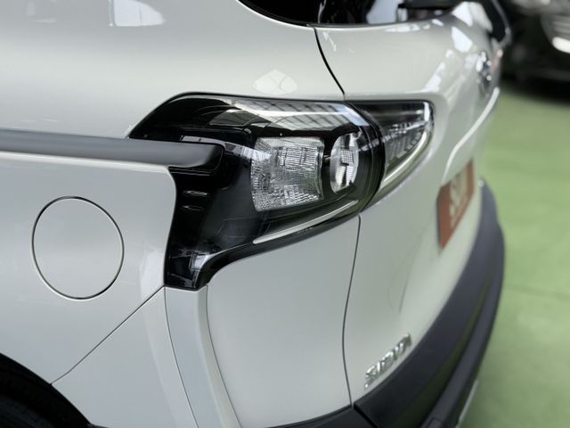 【線上影音賞車請點我】SIENTA CROSS七人座市場超稀有款，只賣你一般款價格，先搶先擁有，絕美車一部，等你牽回家！  第8張相片