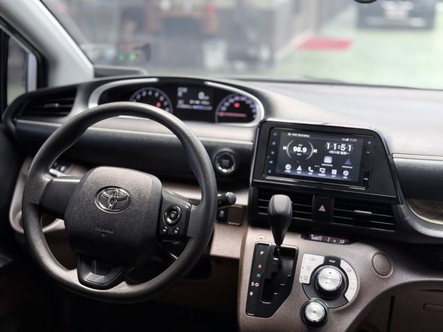 【線上影音賞車請點我】SIENTA CROSS七人座市場超稀有款，只賣你一般款價格，先搶先擁有，絕美車一部，等你牽回家！  第11張相片