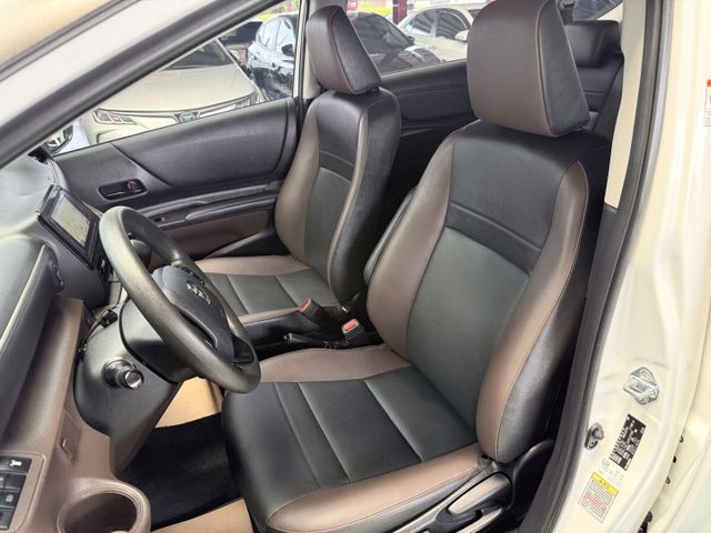 【線上影音賞車請點我】SIENTA CROSS七人座市場超稀有款，只賣你一般款價格，先搶先擁有，絕美車一部，等你牽回家！  第16張相片