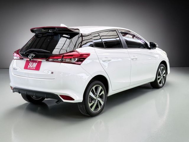 【線上影音賞車請點我】稀有高階Ｓ版神鴨，新車味滿滿，現省雙位數，跳色外觀時尚，保值率天花板，手速要快，錯過會後悔～  第5張相片