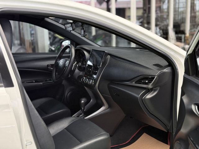 【線上影音賞車請點我】稀有高階Ｓ版神鴨，新車味滿滿，現省雙位數，跳色外觀時尚，保值率天花板，手速要快，錯過會後悔～  第10張相片