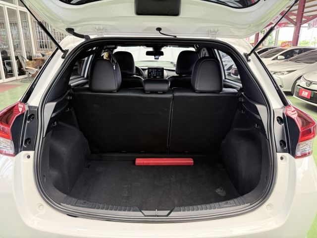 【線上影音賞車請點我】稀有高階Ｓ版神鴨，新車味滿滿，現省雙位數，跳色外觀時尚，保值率天花板，手速要快，錯過會後悔～  第19張相片