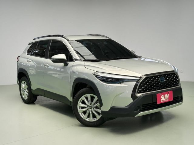 【線上影音賞車請點我】油電尊爵.，安靜、省油，給全家最安全的守護，高油價時代的選擇，就賣你一般汽油版的錢，僅此一台  第6張相片