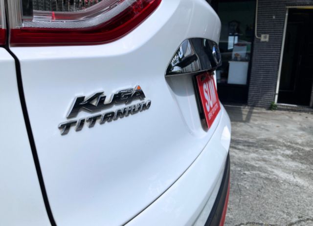 倒車顯影  行車紀錄 電動尾門 定速 電動椅 全景天窗  第8張相片