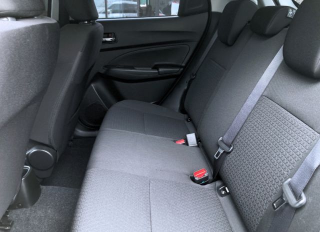 1.0L/全新安卓機/倒車顯影超低里程/原車原鈑/換檔撥片/一手車/iKEY  第11張相片