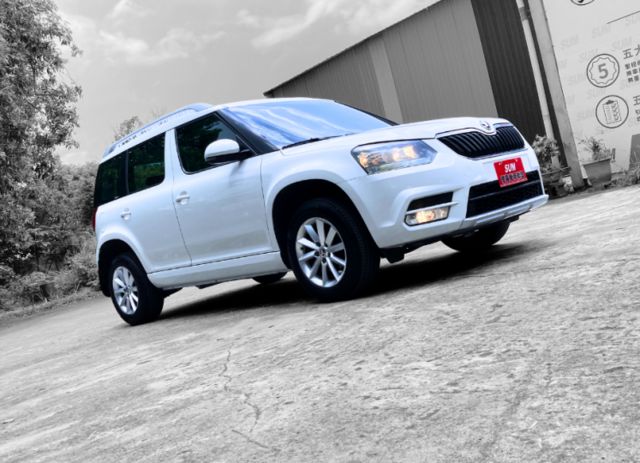 YETI/ 1.2省油省稅金/ 倒車顯影/ 車況極佳  第5張相片