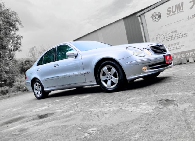 E350 AVANTGARD/V6引擎/全景式雙天窗/無待修  第2張相片