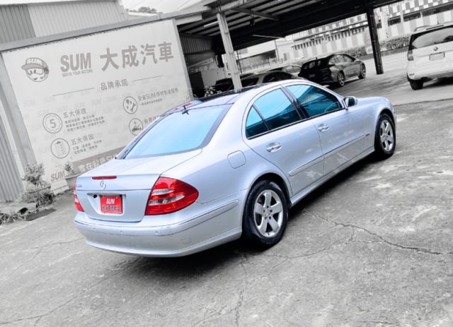 E350 AVANTGARD/V6引擎/全景式雙天窗/無待修  第6張相片