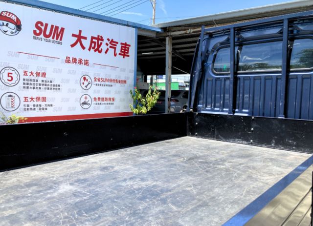 實跑1萬/手排/昇降尾門/車斗重噴  第9張相片